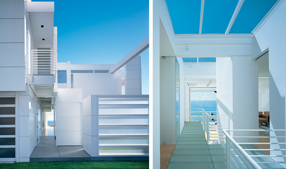 Modern Beach House With White Exterior Paint by Richard Meier ...