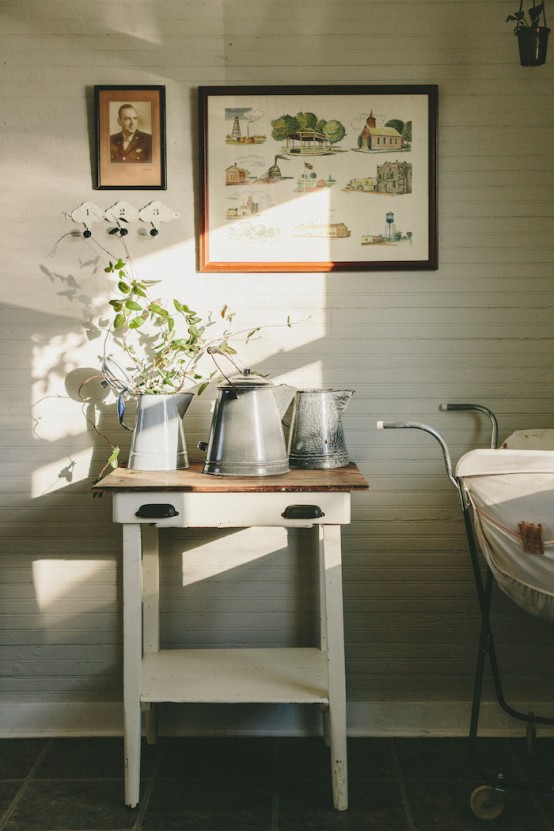 Modern Bright Farmhouse Decorated With A Homey Vibe Modern Bright Farmhouse Decorated With A Homey Vibe
