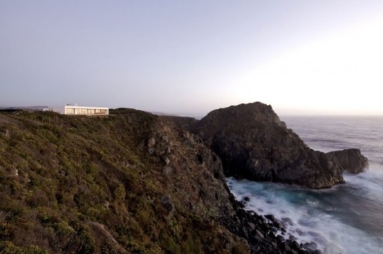Modern Clifftop House With Spectacualr Views