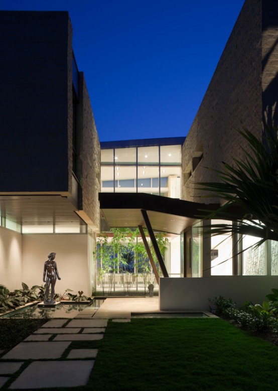 Modern Home Overlooking The Water