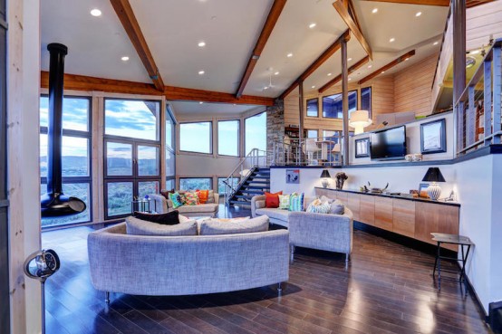 Modern Mountain Residence With Stunning Views Modern Mountain Residence With Stunning Views