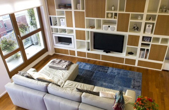 Modern Residence With Practically Organized Interiors