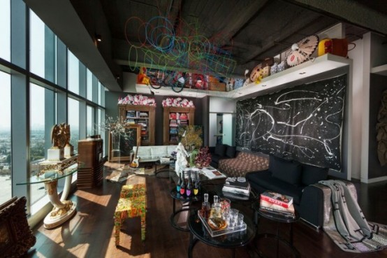 Modern Surrealist Penthouse With Colorful Interiors Modern Surrealist Penthouse With Colorful Interiors