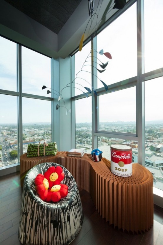 Modern Surrealist Penthouse With Colorful Interiors Modern Surrealist Penthouse With Colorful Interiors