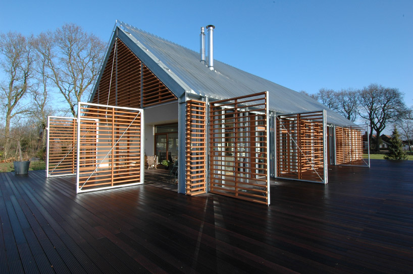 Old Barn Turned Into A Modern House With Unusual Architecture 