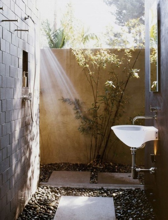 Outdoor Bathroom Designs That You Gonna Love