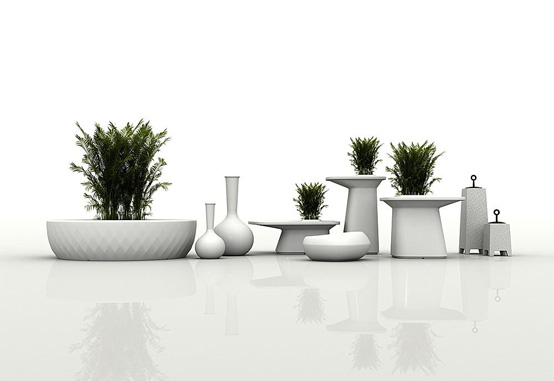 Outdoor Tables With Flowerpot