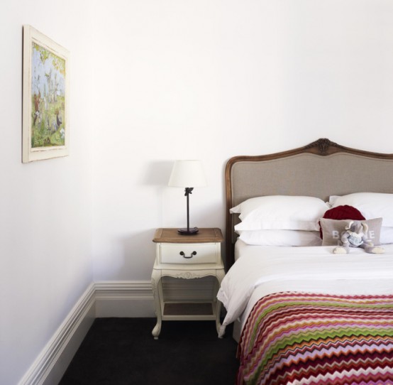 Park House In Modern And Classical Styles And Natural Colors