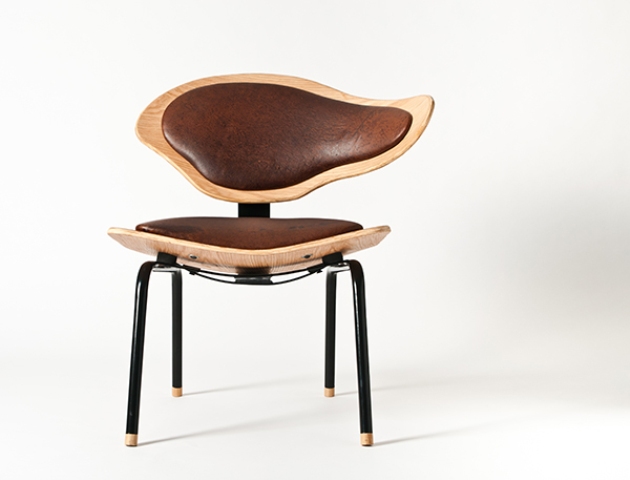 Philosophical And Luxurious Poise Chair | DigsDigs