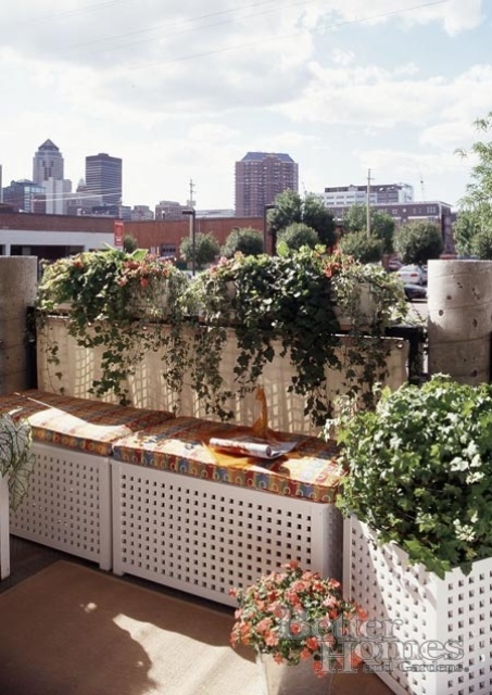 29 Practical Balcony Storage Ideas - DigsDigs