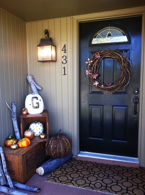 pretty fall porch decor ideas 14