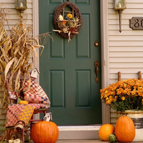 pretty fall porch decor ideas 4