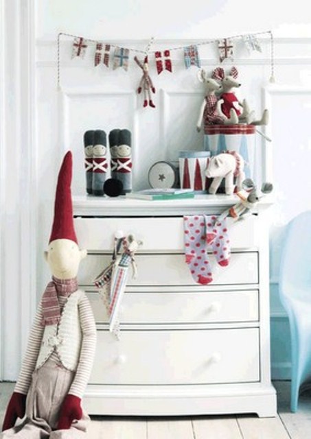 76 Inspiring Scandinavian Christmas Decorating Ideas | DigsDigs