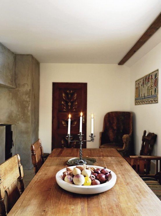 Scandinavian Rustic House On The Lake Shore Scandinavian Rustic House On The Lake Shore