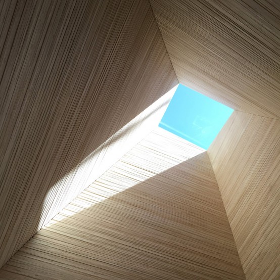 Sculptural And Abstract Lakefront Weekend Home Sculptural And Abstract Lakefront Weekend Home