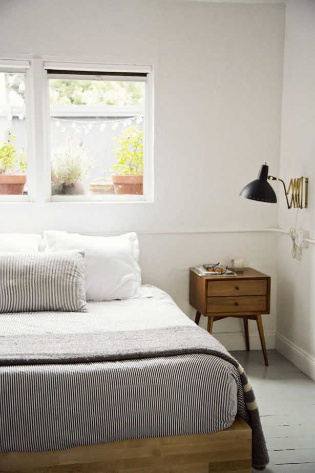 28 Simple And Elegant Mid-Century Modern Beds | DigsDigs