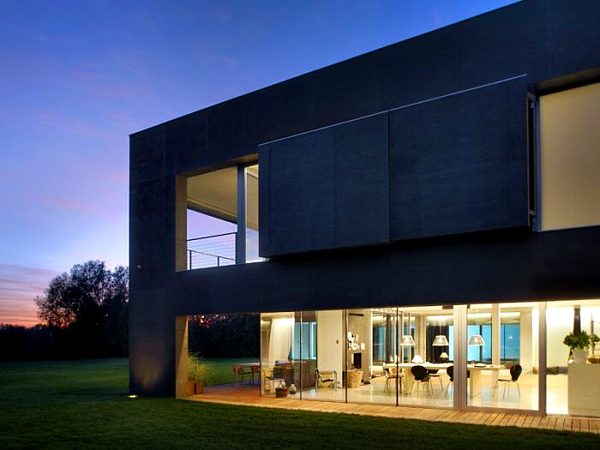 http://www.digsdigs.com/photos/smart-modern-house-3.jpg