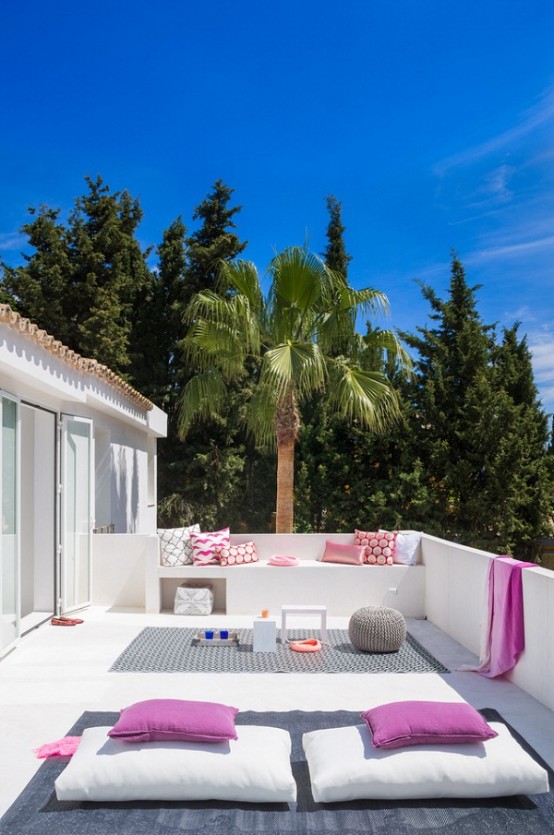 Spanish Villa With Mediterranean And Ethnic Touches