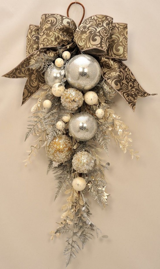 This entry is part of 49 in the series Beautiful Christmas Decor Ideas