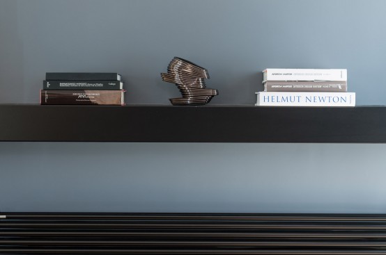 Striking And Dramatic Athens House In Moody Colors Striking And Dramatic Athens House In Moody Colors