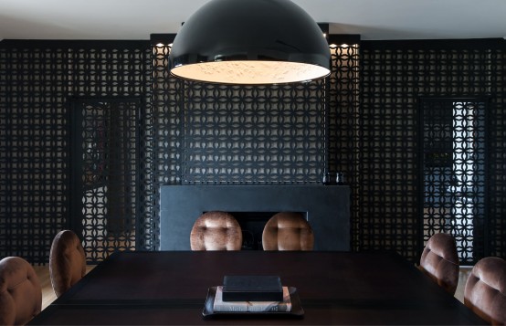 Striking And Dramatic Athens House In Moody Colors Striking And Dramatic Athens House In Moody Colors