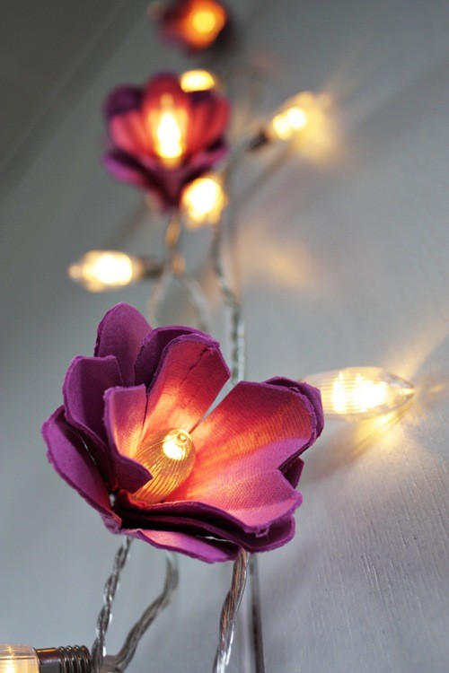 28 String Lights Ideas For Your Holiday Decor - DigsDigs