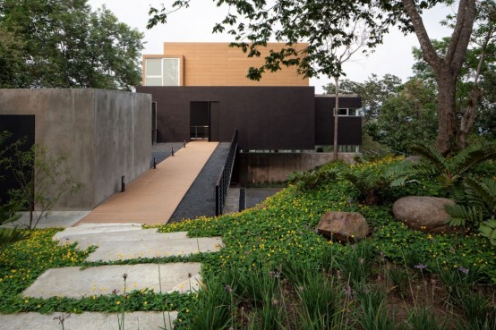 Stylish Modern Family Home With Industrial Touches Stylish Modern Family Home With Industrial Touches