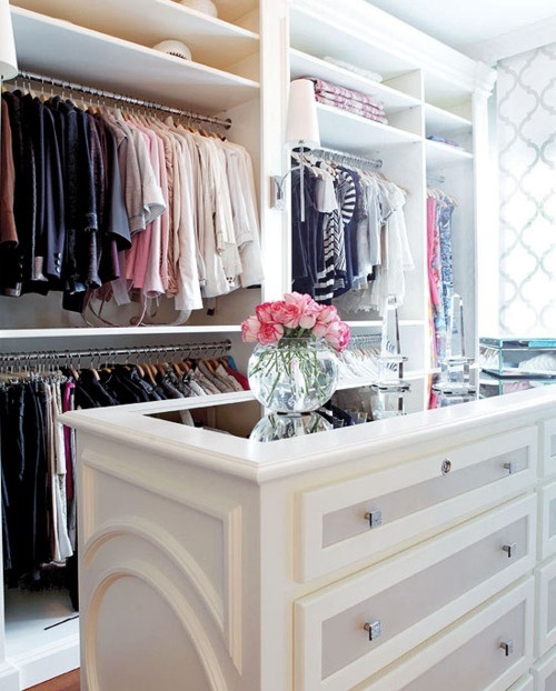 65 Stylish And Exciting Walk-In Closet Design Ideas | DigsDigs