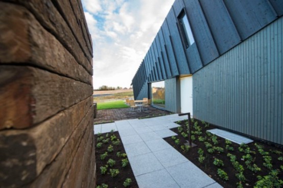 Sustainable Home Design With Solar Panels And Collectors Sustainable Home Design With Solar Panels And Collectors