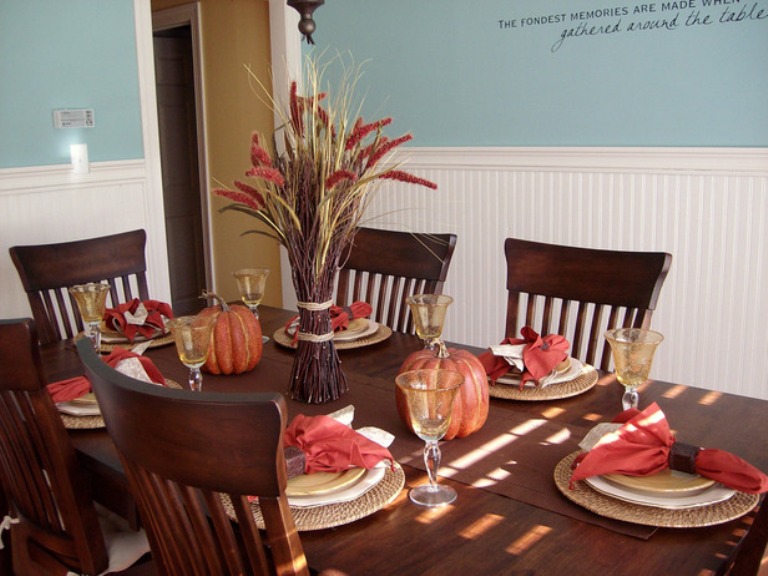 26 Thanksgiving Table Decorations | DigsDigs