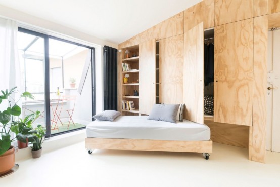 Tiny Bapitin Flat With Minimal Design And Bold Splashes Tiny Bapitin Flat With Minimal Design And Bold Splashes