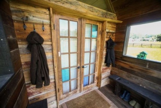 Tiny Mobile Shelter With Rustic Charm Tiny Mobile Shelter With Rustic Charm