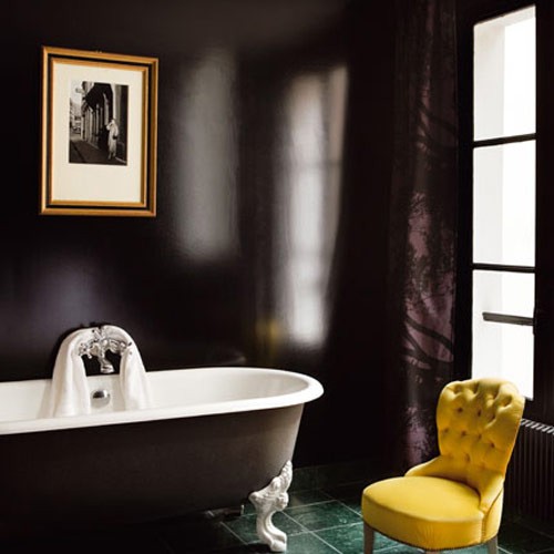 23 Traditional Black And White Bathrooms To Inspire | DigsDigs