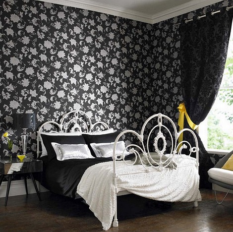 19 Traditional Black And White Bedroom That Inspire | DigsDigs