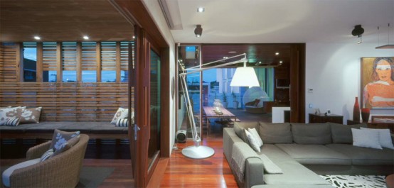 Unique House With Private Garden In Modern Style Unique House With Private Garden In Modern Style