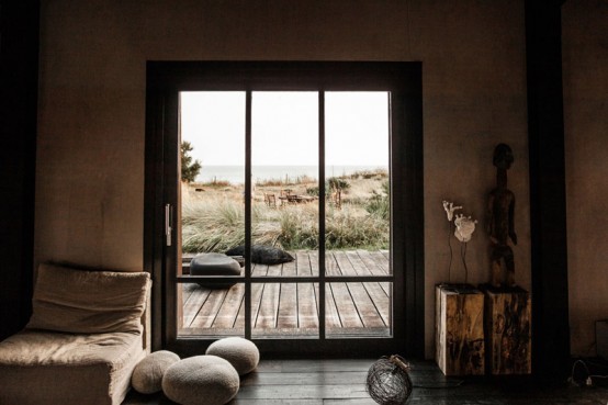 Unique Vacation Home With An Earthy Look Unique Vacation Home With An Earthy Look