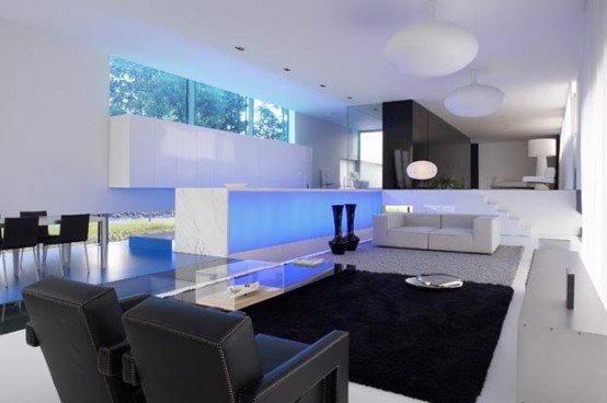 Extravagant Ultra Modern House - Lofthouse by Luc Binst ...
