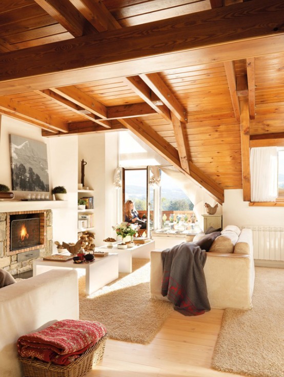 vintage wooden house in the pyrenees 2 554x734 Thiết kế không gian lãng mạn với tầng áp mái phong cách vintage