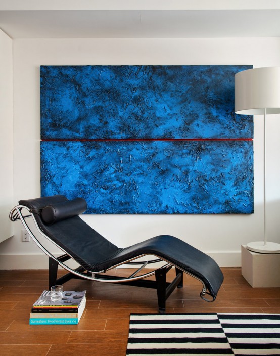 Vivacious Brooklyn Apartment With Lots Of Bright Accents