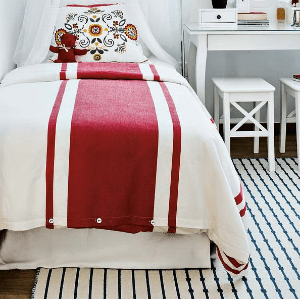 Vivacious Malaga Apartment Design With IKEA Furniture And Juicy Accents