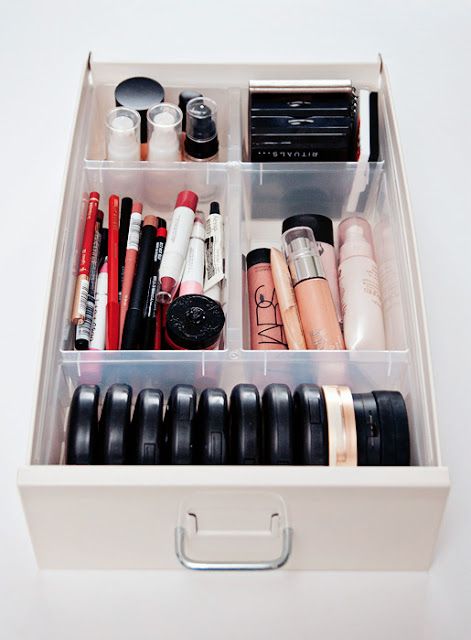 34 Ways To Organize Makeup And Beauty Products Like A Pro - DigsDigs