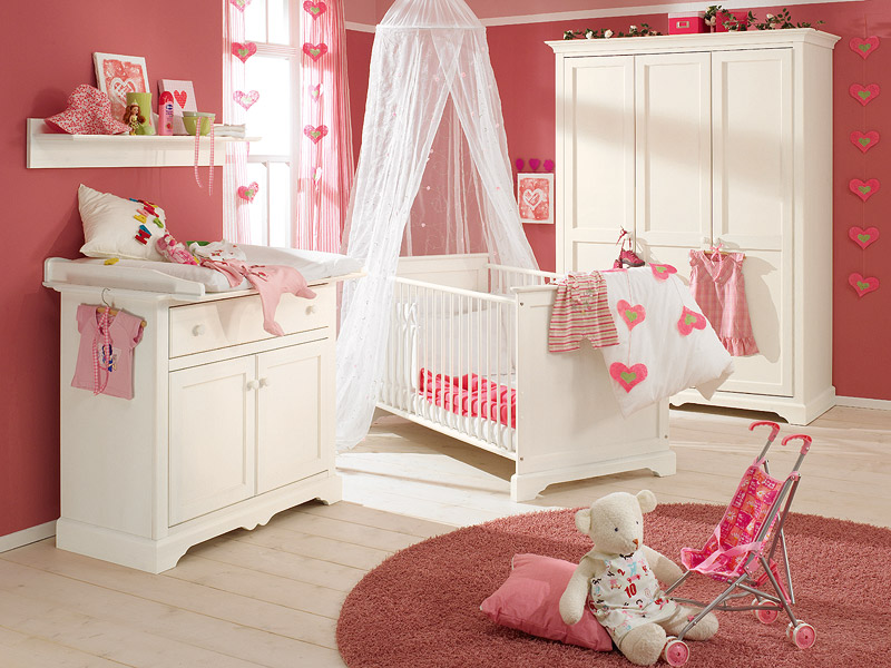 kids bedroom  ܡ white-and-wood-baby-