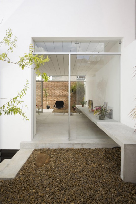 white cube house on a long and narrow lot digsdigs white cube house on a long and narrow lot digsdigs
