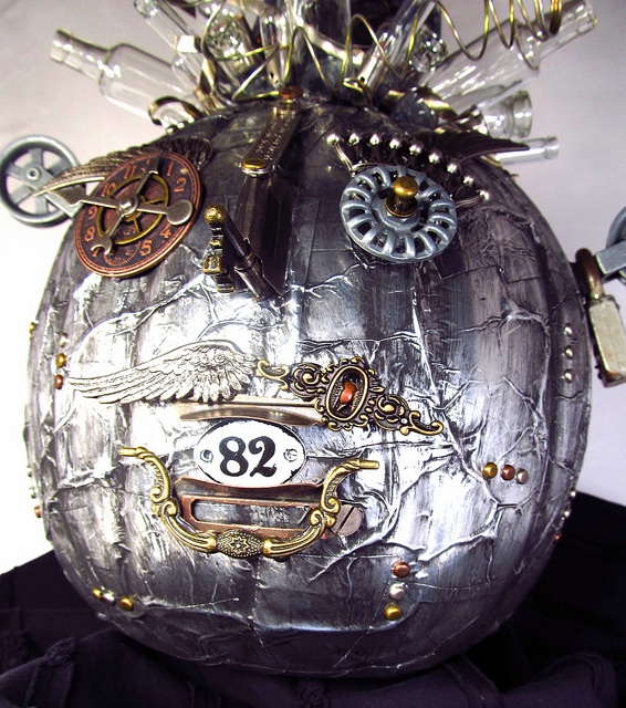44 Unique Steampunk Halloween Decorating Ideas DigsDigs - Unique Halloween Decoration Ideas 44 Unique Steampunk Halloween Decorating Ideas DigsDigs - Unique Halloween Decoration Ideas