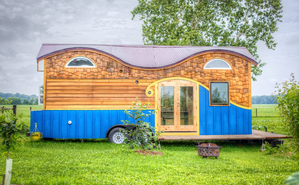 Cool Tiny House On Wheels With Bedrooms For Four