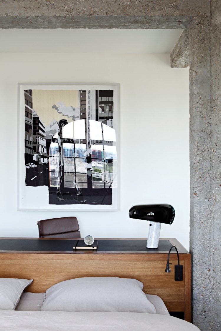 Masculine Parisian Loft Design With Striking Details - DigsDigs