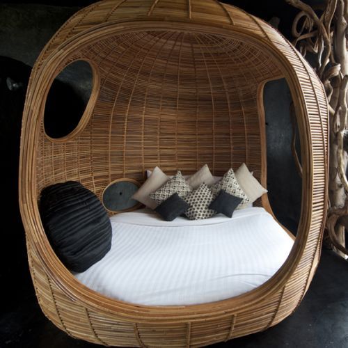 woven bed