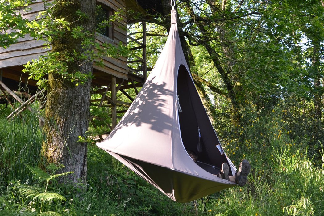 The piece is portable and can be used as a tent