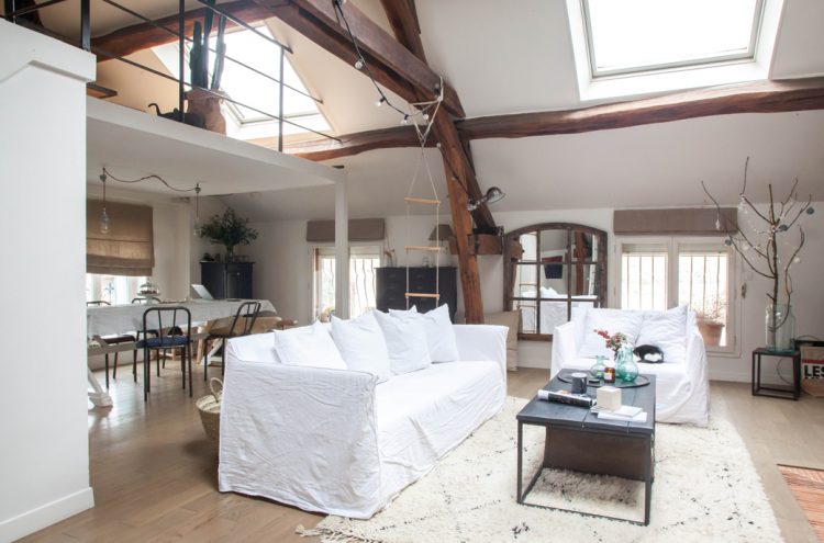 the color scheme is based on neutral and delicate shades