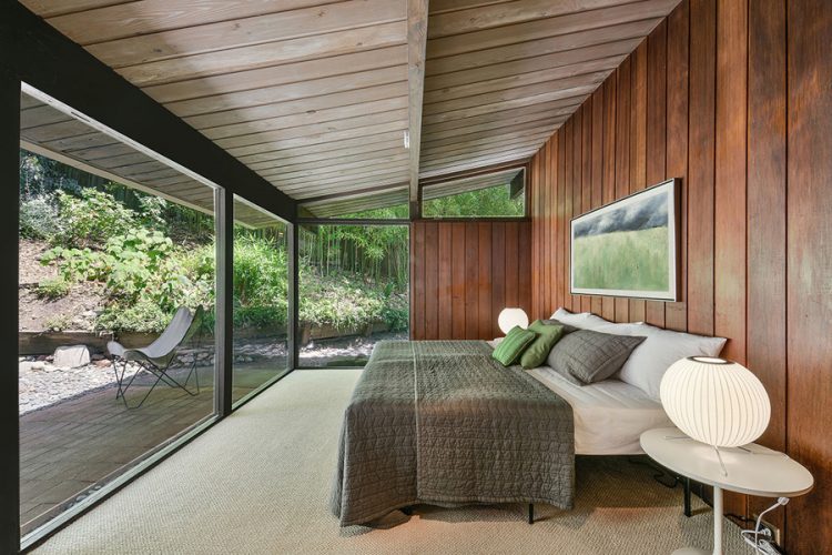 every bedroom has a glass wall to enjoy the views